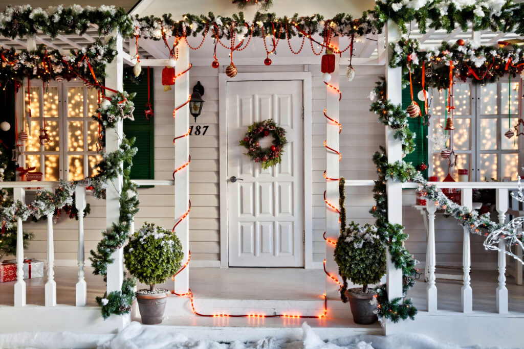 Holiday Decorating Ideas for your entrence