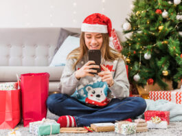 girl finds out the best christmas apps